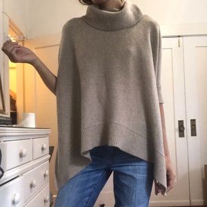 NWOT // THEORY Cashmere Sweater Poncho